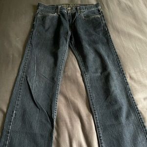 Gently used mens American Eagle jeans